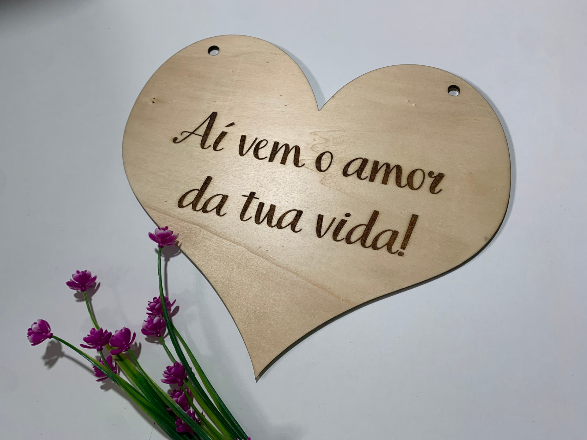 Placas de entrada na igreja